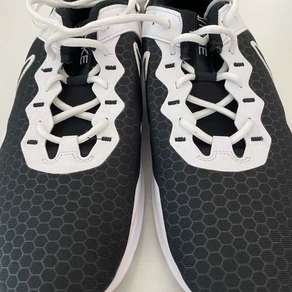 Nike Men’s Legend Essential 2 Training Shoes Athletic CQ 9356-015 Size 9.5 - Picture 7 of 8